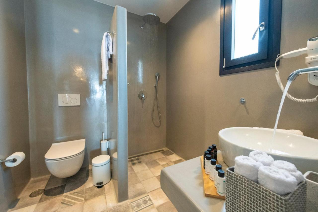 Aelia Suites آداماس المظهر الخارجي الصورة